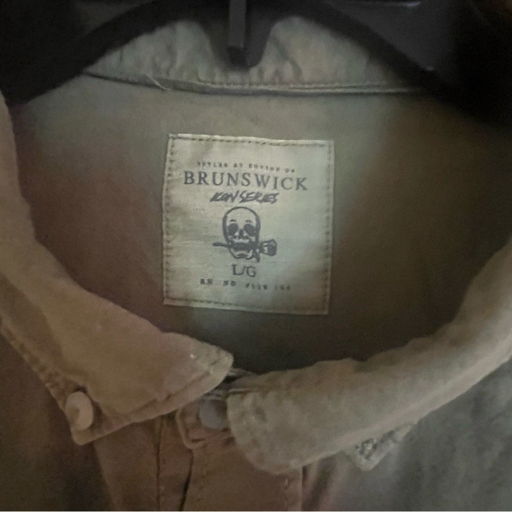 Brunswick Icon Series Cotton On Mens Olive Green Skull Rose Button Down Shirt L - Picture 3 of 4